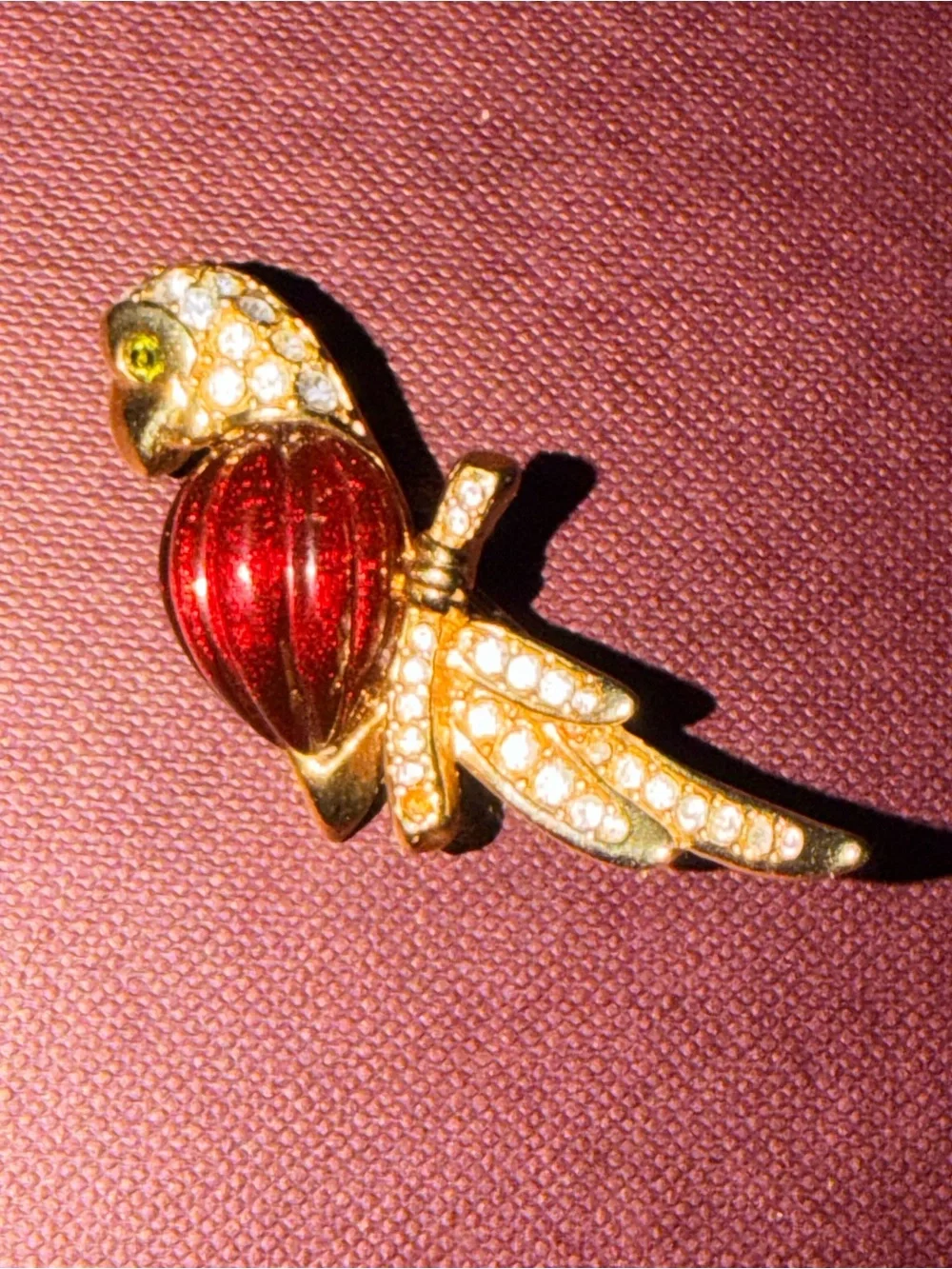 Signed Jesara Jelly Belly Parrot Rhinestone Brooch